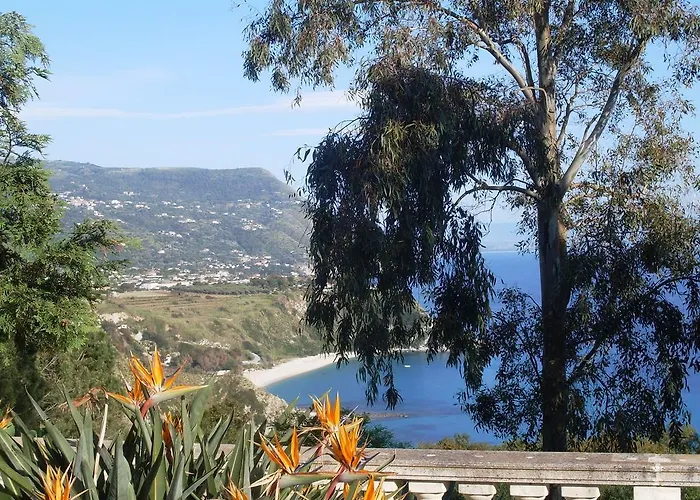 בית נופש Del Capo קאפו ואטיצ'אנו